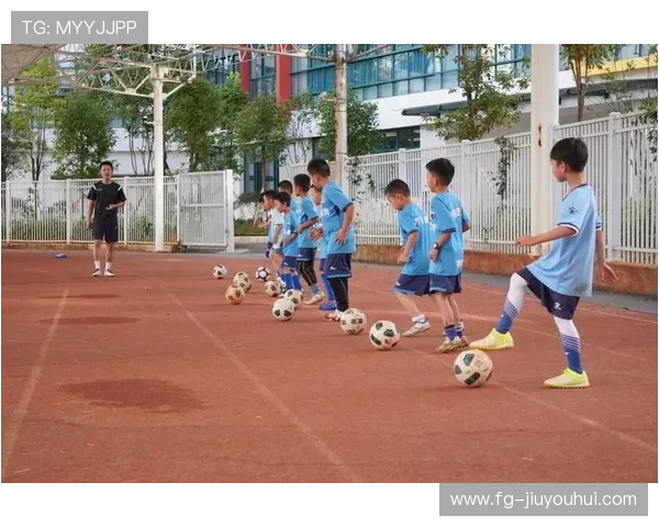 以足球德化为中心探讨地方文化发展与青少年体育教育的互动关系 以足球德化为中心探讨地方文化发展与青少年体育教育的互动关系