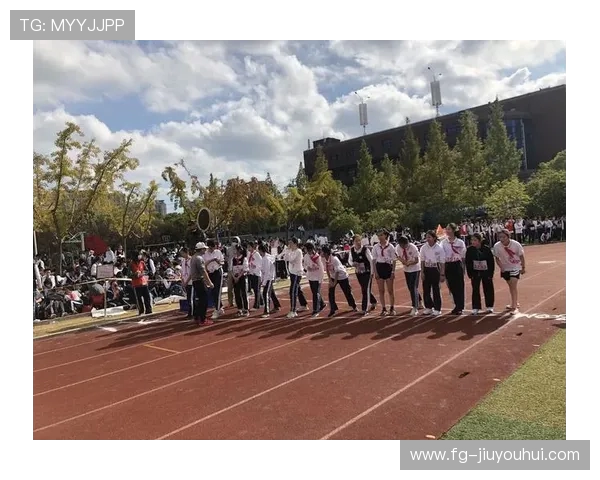 飞跃激情绿茵梦以FLY足球球队为核心书写青春拼搏与荣耀征程